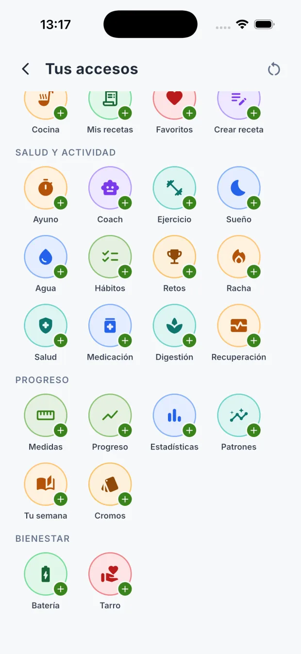 Pantalla «Tus accesos» de DietaGo con los círculos del inicio y los que se pueden añadir, por grupos
